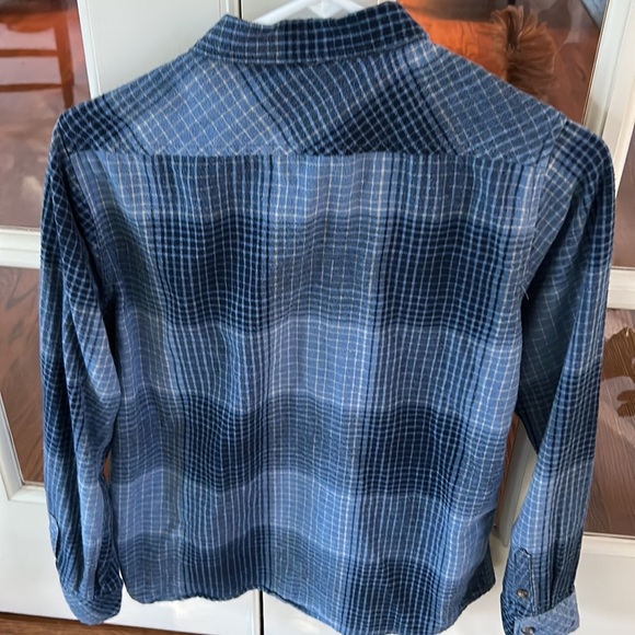 🌿Billabong blues flannel button down, size XL🌿 - Picture 3 of 3